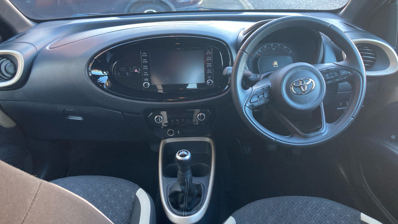 Toyota Aygo X 1.0 VVT-i Edge 5dr Petrol Hatchback